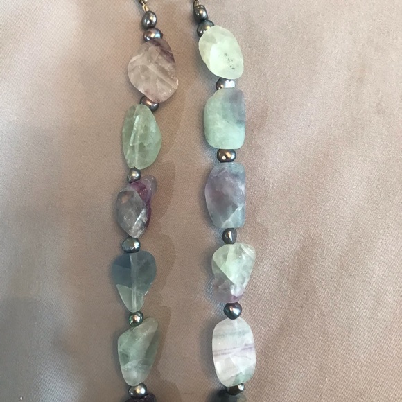 Shell necklace - Picture 3 of 5